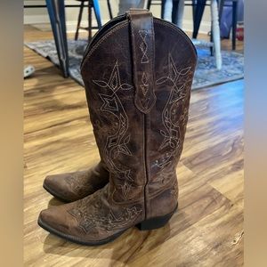 Women’s Laredo cowgirl boots